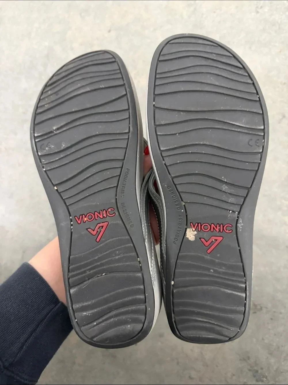 Vionic Metallic Pewter Thong Sandals - Women's